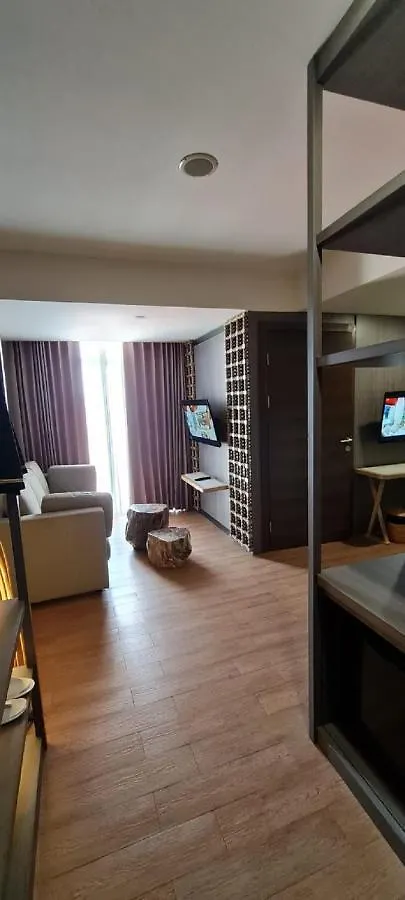 ****  Bedrock Hotel Kuta Kuta Lombok Indonesia