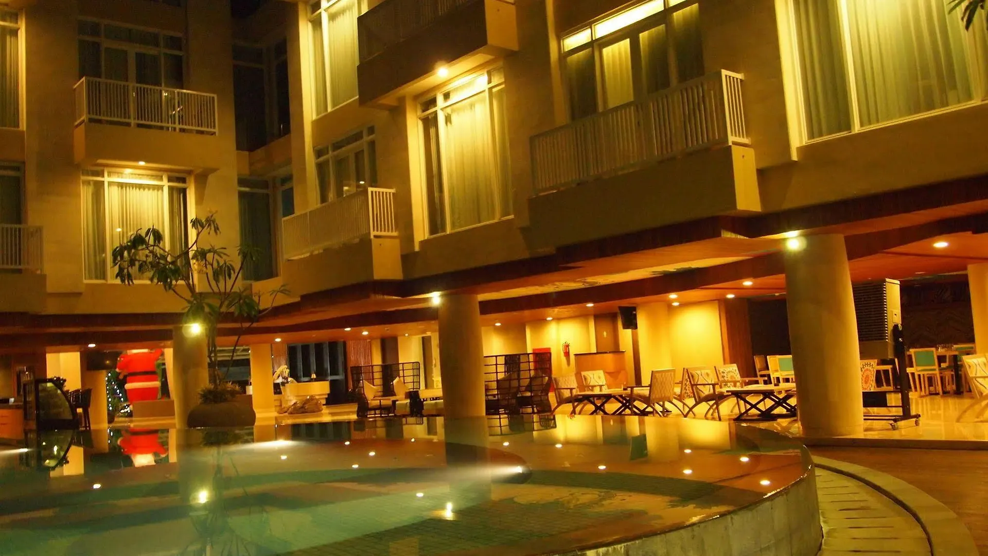 Bedrock Hotel Kuta Kuta Lombok