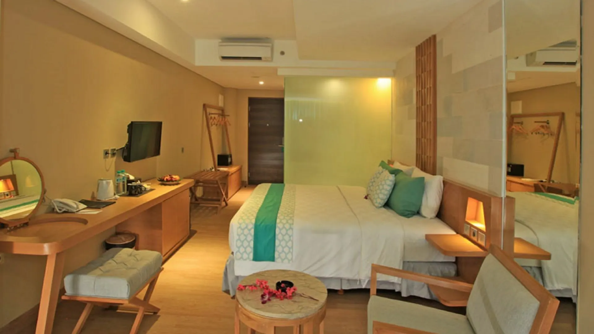 Bedrock Hotel Kuta Kuta Lombok